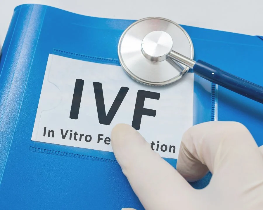 Các bác sĩ sẽ can thiệp nhằm tăng chỉ số AMH trước khi thực hiện IVF