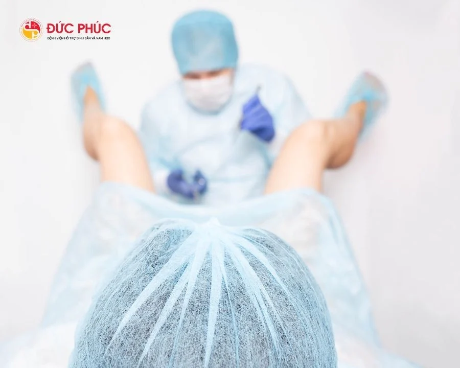 Nội soi gỡ dính là phương pháp hiệu quả trong xử lý dính buông tử cung