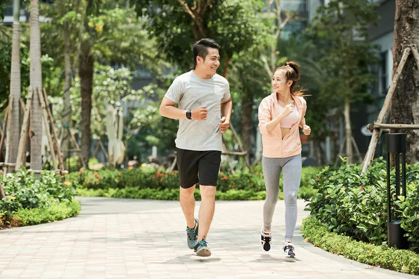 Tập thể dục thể thao rất tốt cho cả đối với nam và nữ chuẩn bị trước khi làm IVF