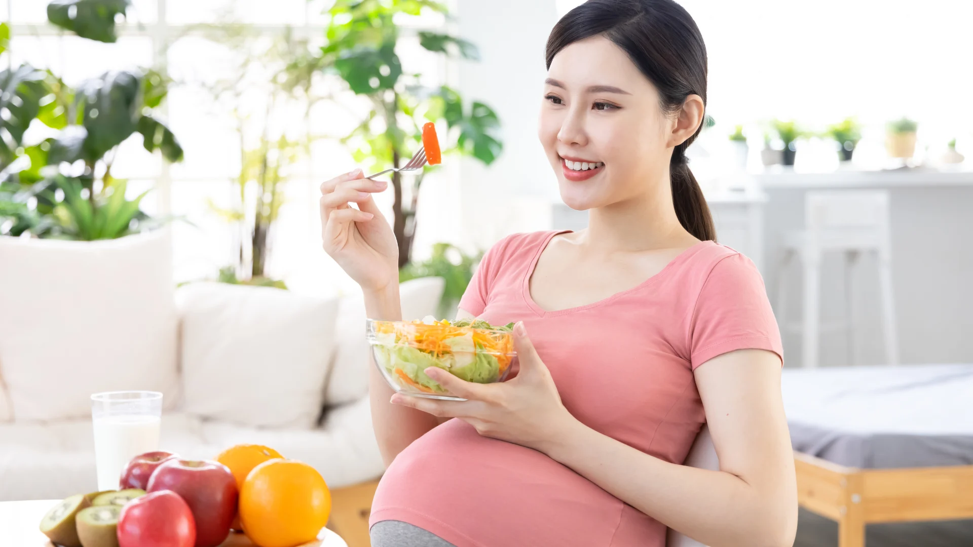 chế độ dinh dưỡng cân bằng là nền tảng cho thai kỳ khỏe mạnh