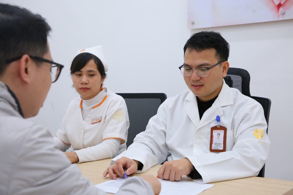 thac-si-bac-si-bui-canh-vin-1024x683-2
