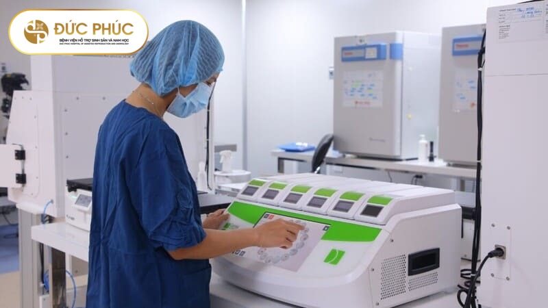 IVF đòi hỏi sự chính xác từ bác sĩ và kỹ thuật thực hiện