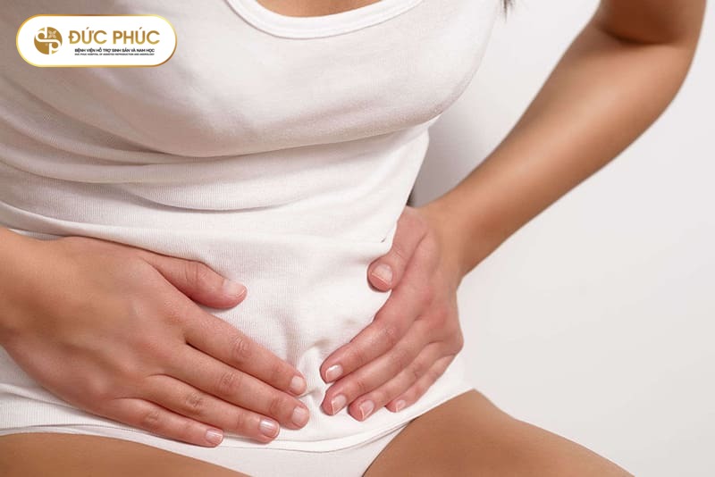 Dấu hiệu thai ngoài tử cung sau IVF